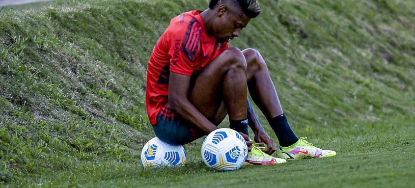 Recuperado de lesão, Bruno Henrique está pronto para ajudar o Flamengo a chegar na decisão da Copa do Brasil - Foto: Marcelo Cortes / Flamengo Recuperado de lesão, Bruno Henrique está pronto para ajudar o Flamengo a chegar na decisão da Copa do Brasil