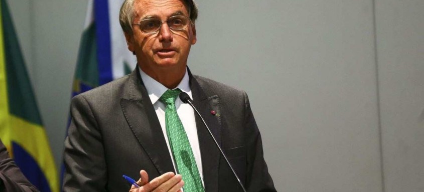 O presidente Jair Bolsonaro assinou o decreto que regulamenta o programa, publicado em edição extra no D.O. da União