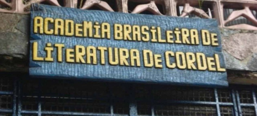 Projeto quer viabilizar a digitalização dos cordéis da Academia Brasileira de Cordéis
- Foto: Reprodução Projeto quer viabilizar a digitalização dos cordéis da Academia Brasileira de Cordéis