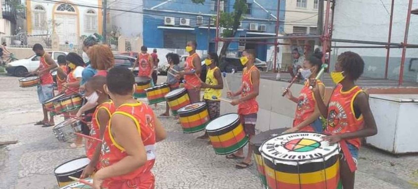 Banda Olodumaré e Olodumirim faz evento neste sábado, em Niterói