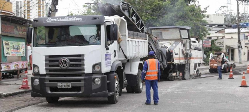 Programa é realizado em parceria com o governo estadual, através do DER - Foto: Renan Otto/Prefeitura de São Gonçalo Programa é realizado em parceria com o governo estadual, através do DER