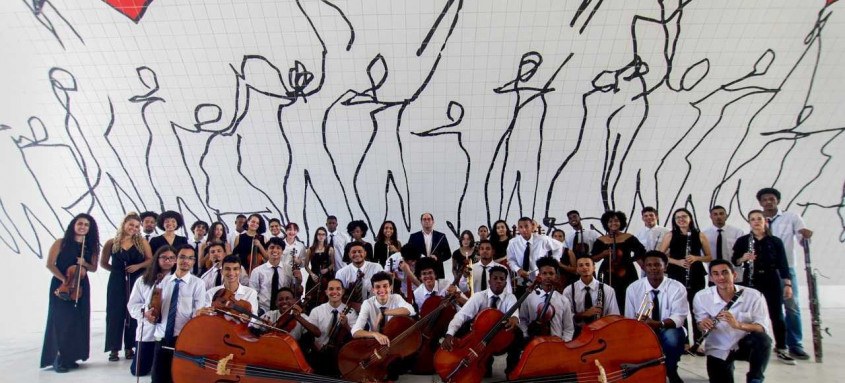 A principal orquestra do Programa Aprendiz Musical apresenta concerto de estreia da temporada 2021
