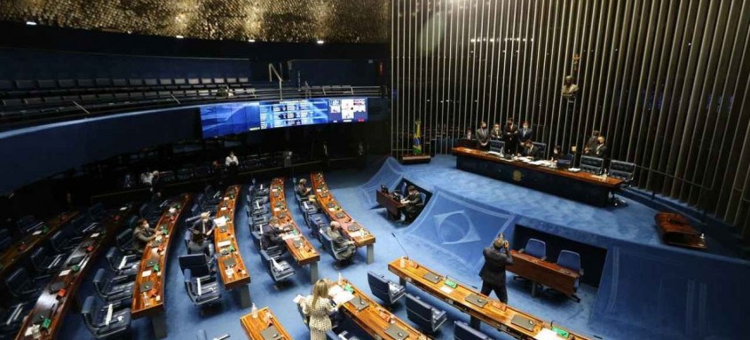 Plenário do Senado Federal durante sessão deliberativa ordinária semipresencial. 