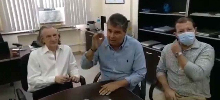 Sindicatos de Combustíveis e deputado vão ao Governo do Estado para evitar colapso na economia por aumento do Gás
- Foto: Reprodução Sindicatos de Combustíveis e deputado vão ao Governo do Estado para evitar colapso na economia por aumento do Gás
