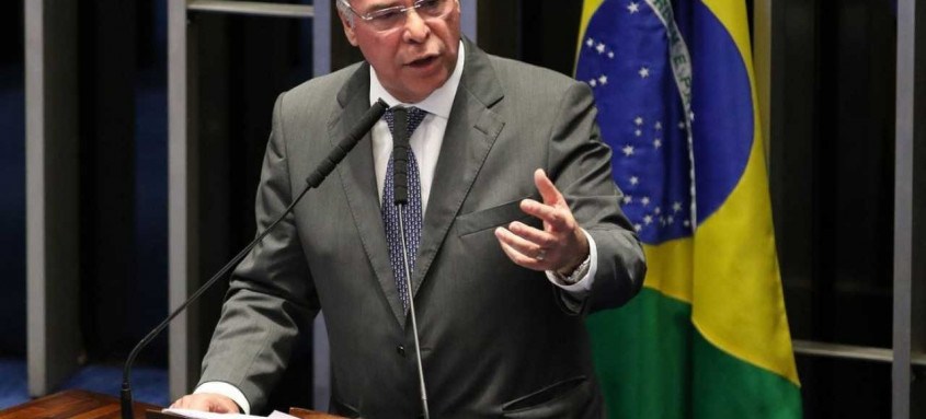 Pelo Twitter, o senador informou que o pedido foi formalizado ao presidente Jair Bolsonaro a quem agradeceu a confiança no exercício da função - Foto: Fabio Rodrigues Pozzebom/Agência Brasil Pelo Twitter, o senador informou que o pedido foi formalizado ao presidente Jair Bolsonaro a quem agradeceu a confiança no exercício da função