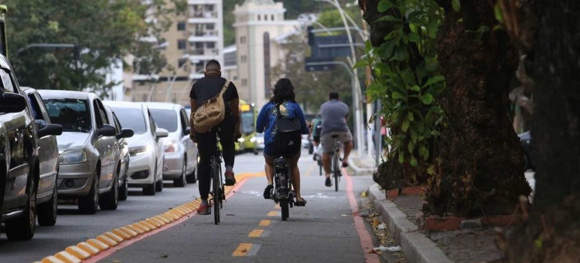 Nos últimos anos, a Prefeitura de Niterói investiu para triplicar a rede cicloviária da cidade, que hoje está em 48 quilômetros por todo o município - Foto: Douglas Macedo/Divulgação Nos últimos anos, a Prefeitura de Niterói investiu para triplicar a rede cicloviária da cidade, que hoje está em 48 quilômetros por todo o município