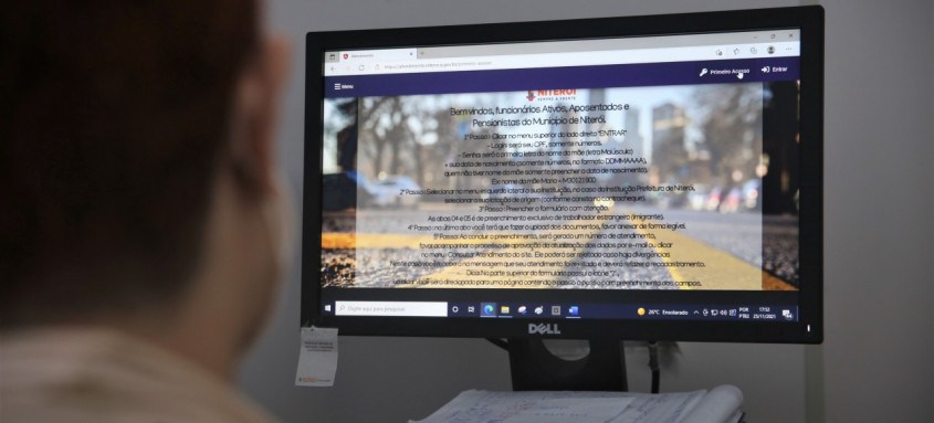 Recadastramento do servidor de Niterói também pode ser feito através do link: https://atendimento.niteroi.rj.gov.br - Foto: Douglas Macedo/Divulgação Recadastramento do servidor de Niterói também pode ser feito através do link: https://atendimento.niteroi.rj.gov.br
