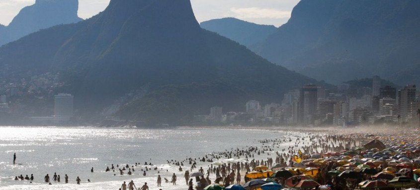 Estação de altas temperaturas pode resultar em praias lotadas no Rio