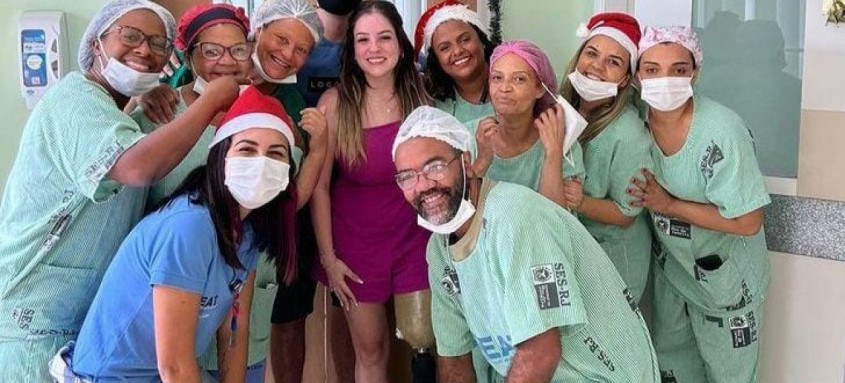 Os funcionários também ganharam panetones e chocolates