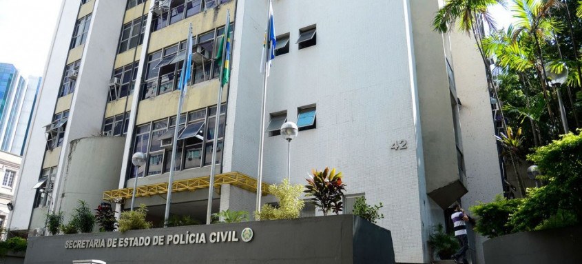 Apreensão de celulares do delegado mostrou novas provas dos crimes
- Foto: Tomaz Silva/Agência Brasil Apreensão de celulares do delegado mostrou novas provas dos crimes
