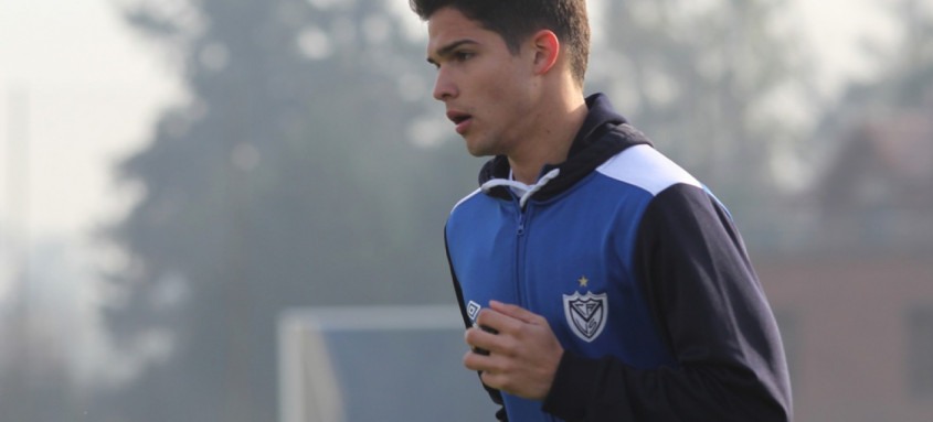 Luís Amarilla, do Vélez Sarsfield, é um dos nomes que interessa ao Vasco para reforçar seu ataque
      
