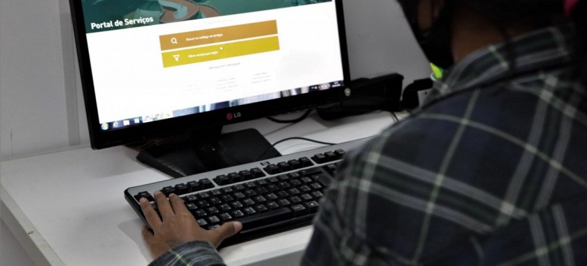 O contribuinte deve verificar qual é a administração regional mais próxima de sua residência e se dirigir a esta unidade tendo em mãos o número da matrícula do imóvel - Foto: Divulgação O contribuinte deve verificar qual é a administração regional mais próxima de sua residência e se dirigir a esta unidade tendo em mãos o número da matrícula do imóvel