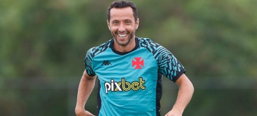 Nenê, que em julho completa 41 anos de idade, terá a missão de comandar o time do Vasco dentro de campo - Foto: Rafael Ribeiro / Vasco Nenê, que em julho completa 41 anos de idade, terá a missão de comandar o time do Vasco dentro de campo