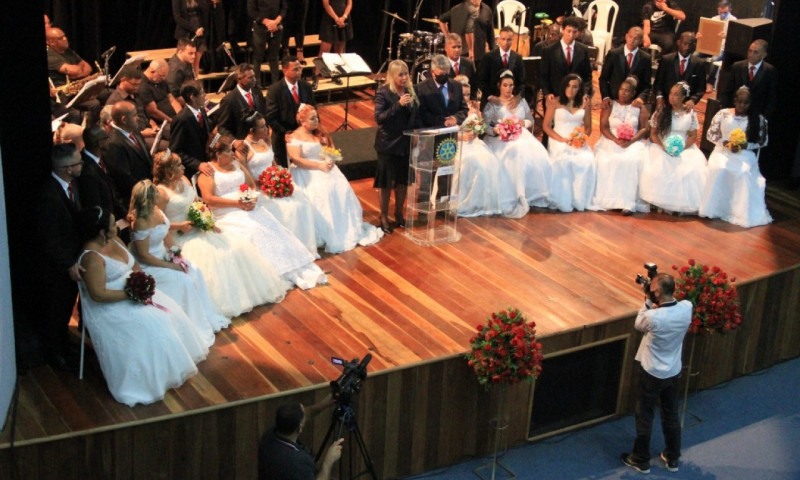 Julio Diniz / Casamento Comunitário