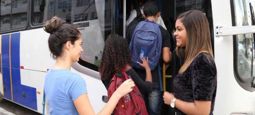 Os candidatos do último processo seletivo, que fizeram o cadastro e não conseguiram a vaga, deverão participar novamente. - Foto: Divulgação Os candidatos do último processo seletivo, que fizeram o cadastro e não conseguiram a vaga, deverão participar novamente.