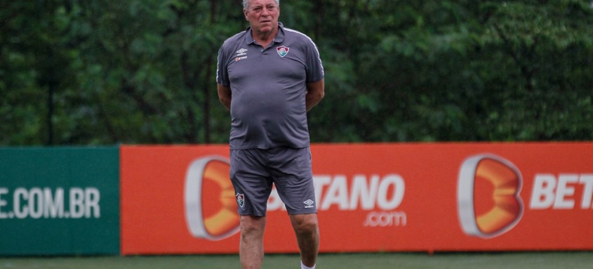 Abel Braga deve poupar hoje alguns jogadores para a estreia na pré-Libertadores, na próxima terça-feira, na Colômbia - Foto: Lucas Merçon / Fluminense Abel Braga deve poupar hoje alguns jogadores para a estreia na pré-Libertadores, na próxima terça-feira, na Colômbia