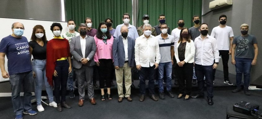 Solenidade marcou início do curso gratuito, desenvolvido pela empresa Huawi em parceria com o Polo de Inovação da Unisuam e a Associação Comercial - Foto: Luciana Carneiro/Divulgação Solenidade marcou início do curso gratuito, desenvolvido pela empresa Huawi em parceria com o Polo de Inovação da Unisuam e a Associação Comercial