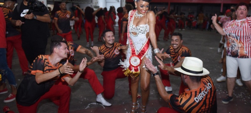Anny Alves na Porto da Pedra