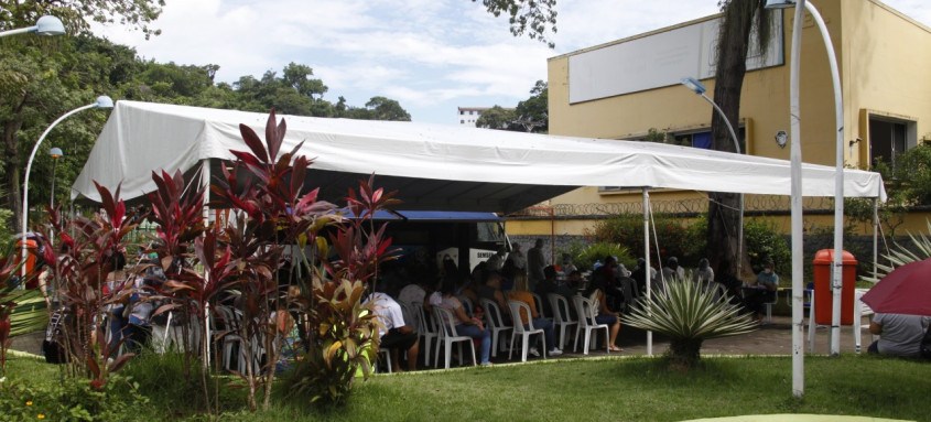 Tenda de testagem no Zé Garoto recebeu milhares de gonçalenses