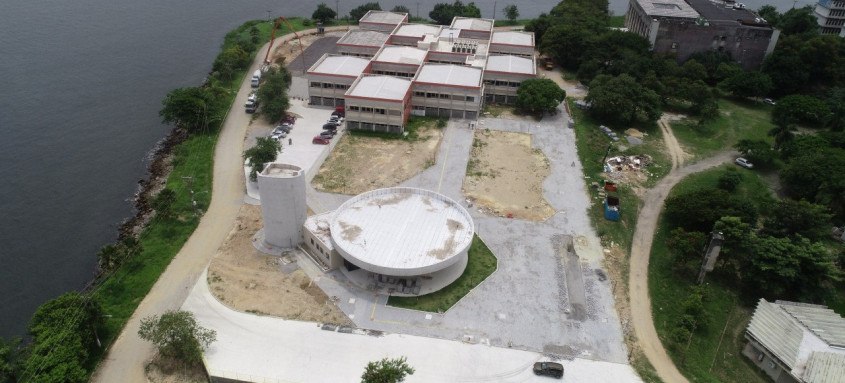 A intervenção está seguindo o projeto elaborado pela Empresa Municipal de Moradia Urbanização e Saneamento - Foto: Leonardo Simplício/Divulgação A intervenção está seguindo o projeto elaborado pela Empresa Municipal de Moradia Urbanização e Saneamento