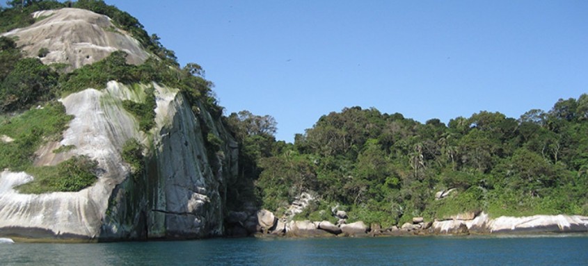 Fato ocorreu nas proximidades da Ilha de Jorge Grego, na Baía de Ilha Grande, no município de Angra dos Reis - Foto: Reprodução Fato ocorreu nas proximidades da Ilha de Jorge Grego, na Baía de Ilha Grande, no município de Angra dos Reis