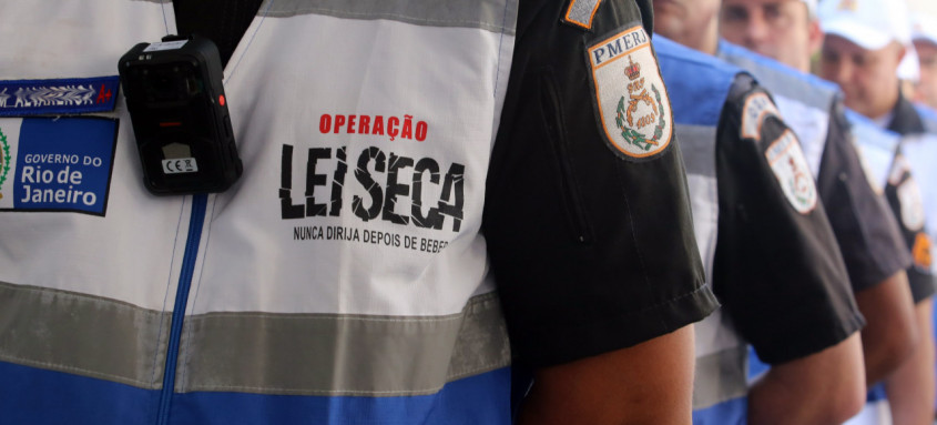 Mais de 90 câmeras estão sendo usadas pelos agentes da Lei Seca