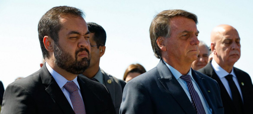 Governador Claudio Castro e Jair Bolsonaro participaram de solenidade no Rio e à tarde seguiram para a Costa Verde