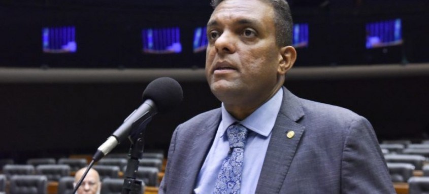 Deputado Otoni de Paula entra com representação no CNJ contra juiz que bloqueou sua conta-salário - Foto: Divulgação
Deputado Otoni de Paula entra com representação no CNJ contra juiz que bloqueou sua conta-salário