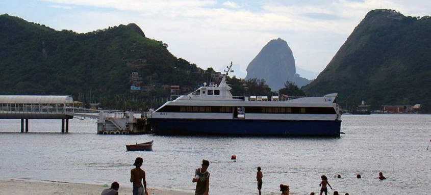 Estação de catamarãs de Charitas
- Foto: Rodrigo Soldon from Rio de Janeiro, Brazil retirada da wikipedia.com Estação de catamarãs de Charitas