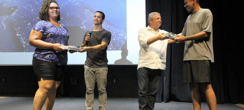 Pré-vestibular gratuito oferecido pela Prefeitura de Niterói já beneficiou mais de 6 mil jovens na cidade - Foto: Berg Silva/Divulgação Pré-vestibular gratuito oferecido pela Prefeitura de Niterói já beneficiou mais de 6 mil jovens na cidade