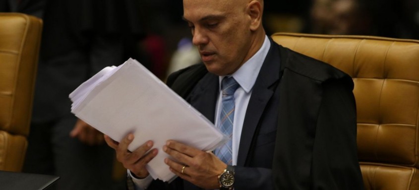 Caberá a Dias Toffoli decidir se dará prosseguimento do processo
- Foto: Fabio Rodrigues Pozzebom/Ag..ncia Brasil Caberá a Dias Toffoli decidir se dará prosseguimento do processo