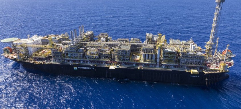 Do total de investimentos programados pelo Plano Estratégico da Petrobras em novas fronteiras exploratórias, 58% serão destinados às Bacias do Sudeste - Foto: Andre Ribeiro / Banco de Imagens Petrobras Do total de investimentos programados pelo Plano Estratégico da Petrobras em novas fronteiras exploratórias, 58% serão destinados às Bacias do Sudeste