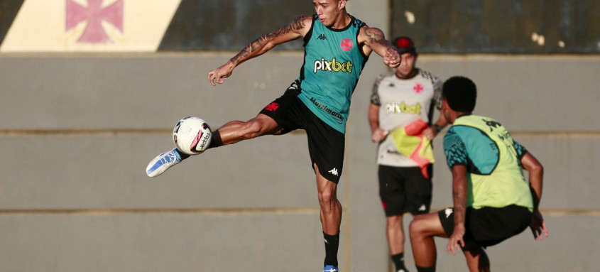 Equipe comandada por Zé Ricardo ainda tenta encontrar seu melhor futebol na temporada - Foto: Daniel Ramalho / Vasco da Gama Equipe comandada por Zé Ricardo ainda tenta encontrar seu melhor futebol na temporada