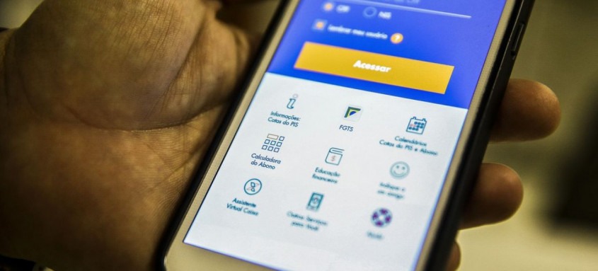A Caixa Econômica Federal depositará o dinheiro na conta poupança digital, usada para o pagamento de benefícios sociais e previdenciários