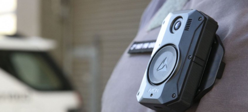 Equipamentos vão ser usados por policiais de 10 batalhões do estado - Foto: Rovena Rosa/Ag..ncia Brasil Equipamentos vão ser usados por policiais de 10 batalhões do estado