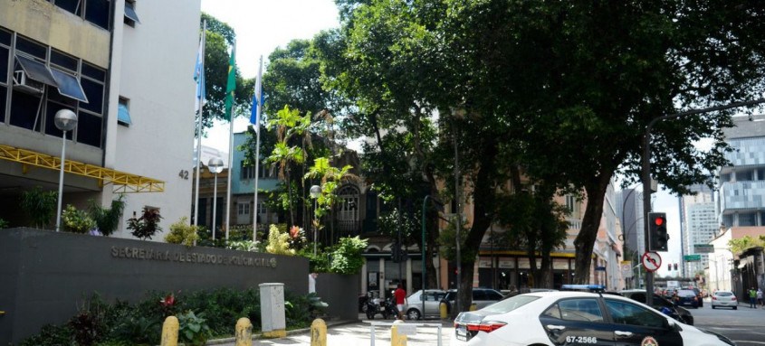 Droga foi encontrada em um sítio em Itaguaí
    