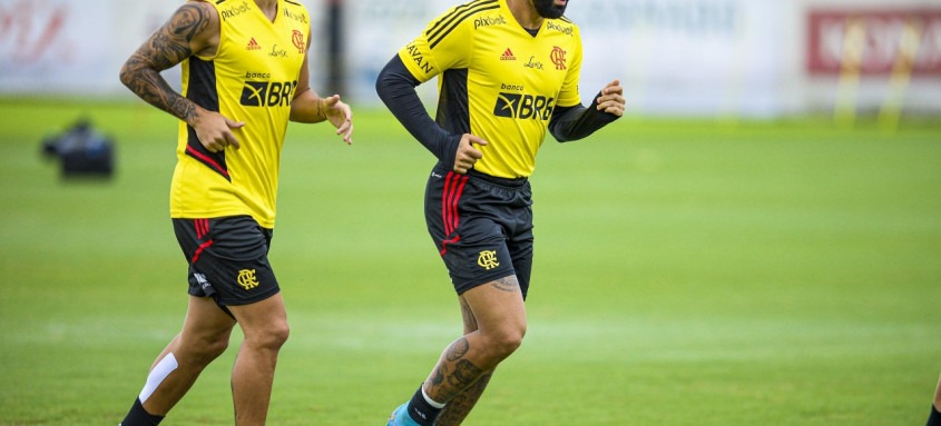 Arrascaeta e Gabigol estão confirmados no compromisso desta noite do Fla, no Maracanã, pela Taça Libertadores - Foto: Marcelo Cortes / Flamengo Arrascaeta e Gabigol estão confirmados no compromisso desta noite do Fla, no Maracanã, pela Taça Libertadores