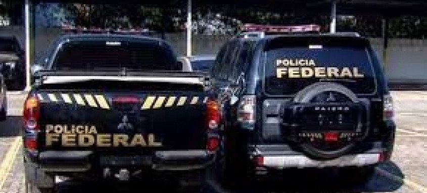As duas mulheres, de 29 e 50 anos, foram presas em flagrante em Copacabana e podem fazer parte de uma quadrilha de fraudadores do INSS - Foto: Agencia Brasil As duas mulheres, de 29 e 50 anos, foram presas em flagrante em Copacabana e podem fazer parte de uma quadrilha de fraudadores do INSS