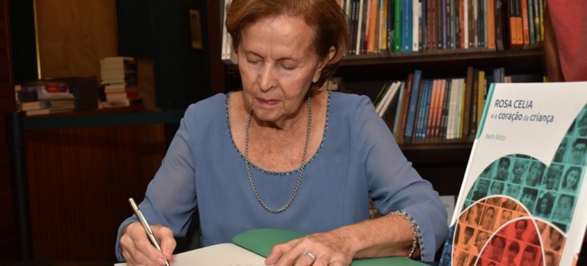 Evento terá autógrafos da médica Rosa Celia, fundadora do Pro Criança Cardíaca