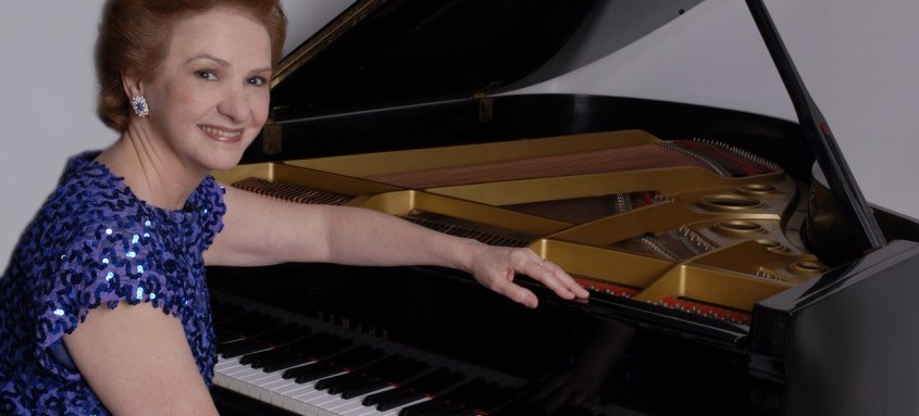 A pianista Maria Helena de Andrade apresenta 