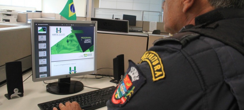 Agentes da segurança poderão obter descontos com uso do FNSP para compra da casa própria - Foto: Julio Diniz/Prefeitura de São Gonçalo Agentes da segurança poderão obter descontos com uso do FNSP para compra da casa própria