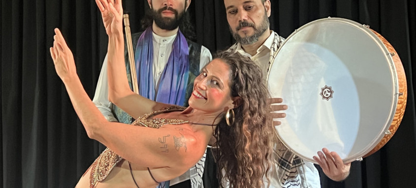 A Banda Oriental Mystic apresenta peça de dança inspirada no Zikr Sufi