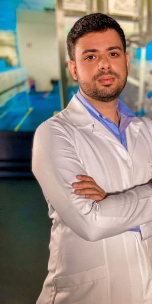 O biomédico Raphael Rangel, da Secretaria Municipal de Saúde e Defesa Civil de São Gonçalo (Semsa), será homenageado pelo Conselho Federal de Biomedicina (CFBM) - Foto: Divulgação O biomédico Raphael Rangel, da Secretaria Municipal de Saúde e Defesa Civil de São Gonçalo (Semsa), será homenageado pelo Conselho Federal de Biomedicina (CFBM)