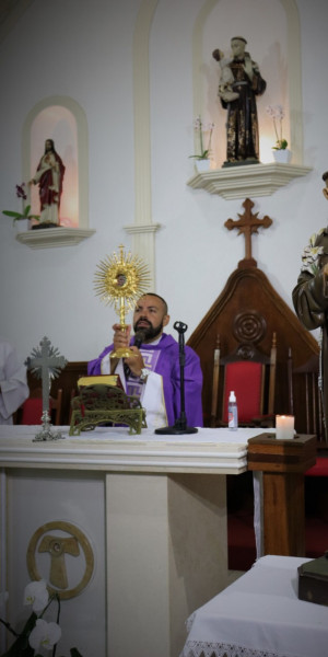 Festa volta a contar com a presença da comunidade em missas presenciais e barraquinhas - Foto: Divulgação Festa volta a contar com a presença da comunidade em missas presenciais e barraquinhas