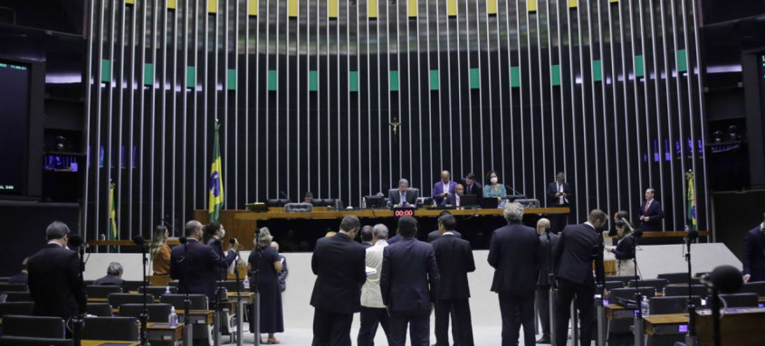 Deputados votarão nesta quarta destaques a trechos incluídos no Senado
