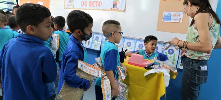 Estímulo à leitura se expande e estimula também aulas de matemática
