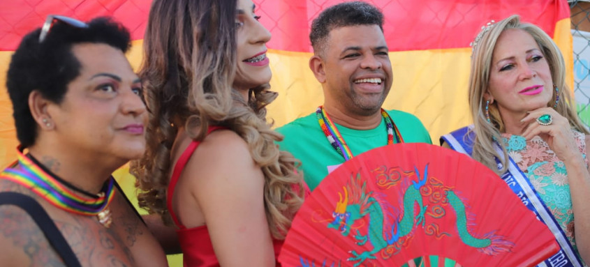 O evento, que marcou o primeiro encontro em Itaipuaçu, teve o apoio da Coordenadoria LGBTQIA+
- Foto: Divulgação O evento, que marcou o primeiro encontro em Itaipuaçu, teve o apoio da Coordenadoria LGBTQIA+