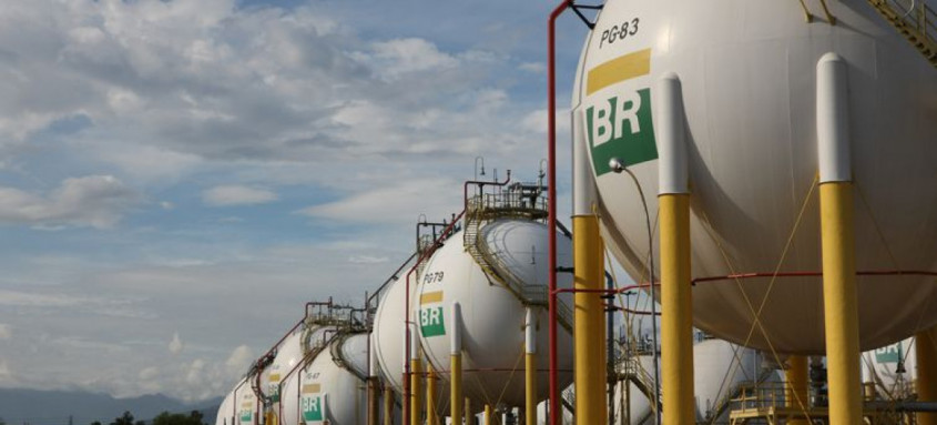 Ação visa garantir que redução de ICMS está sendo respeitada pelas empresas
- Foto: André Motta de Souza/Agência Petrobras Ação visa garantir que redução de ICMS está sendo respeitada pelas empresas