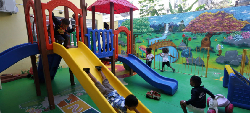 'Tô de Férias na Escola' atenderá cerca de 4,5 mil alunos em 28 Umeis e escolas e 18 creches comunitárias conveniadas - Foto: Douglas Macedo/Divulgação 'Tô de Férias na Escola' atenderá cerca de 4,5 mil alunos em 28 Umeis e escolas e 18 creches comunitárias conveniadas