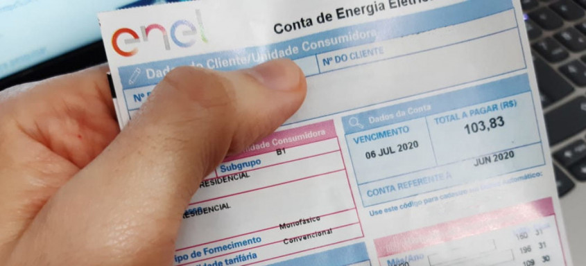 Norma prevê que as distribuidoras repassem a compensação do PIS/Cofins aos consumidores de energia - Foto: Arquivo Norma prevê que as distribuidoras repassem a compensação do PIS/Cofins aos consumidores de energia